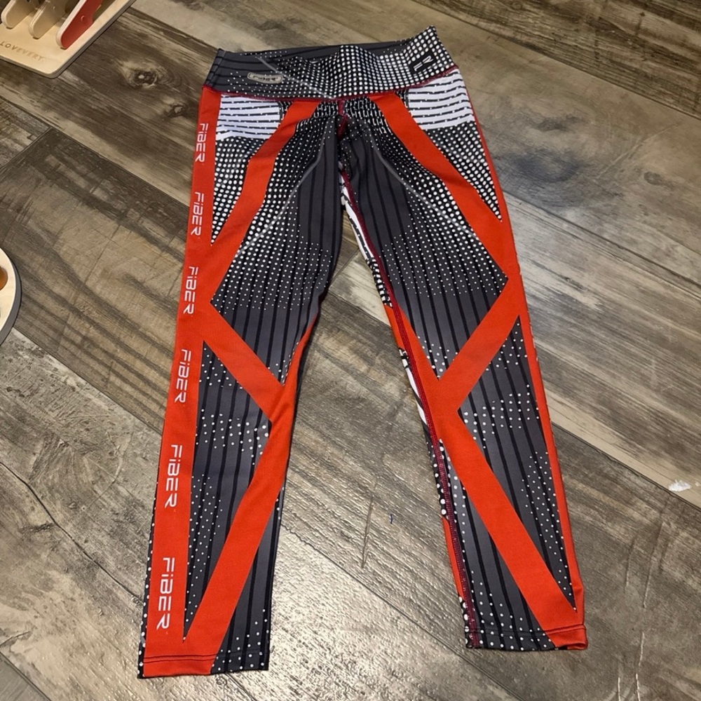 Fiber black and red gym leggings